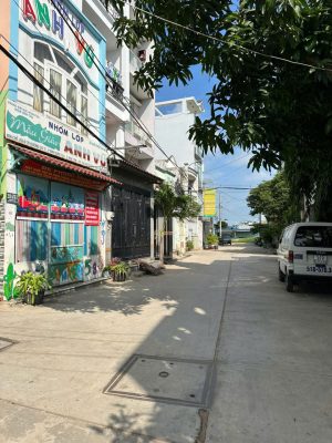 nhà hẻm xe hơi Phường Bình Hưng Hòa