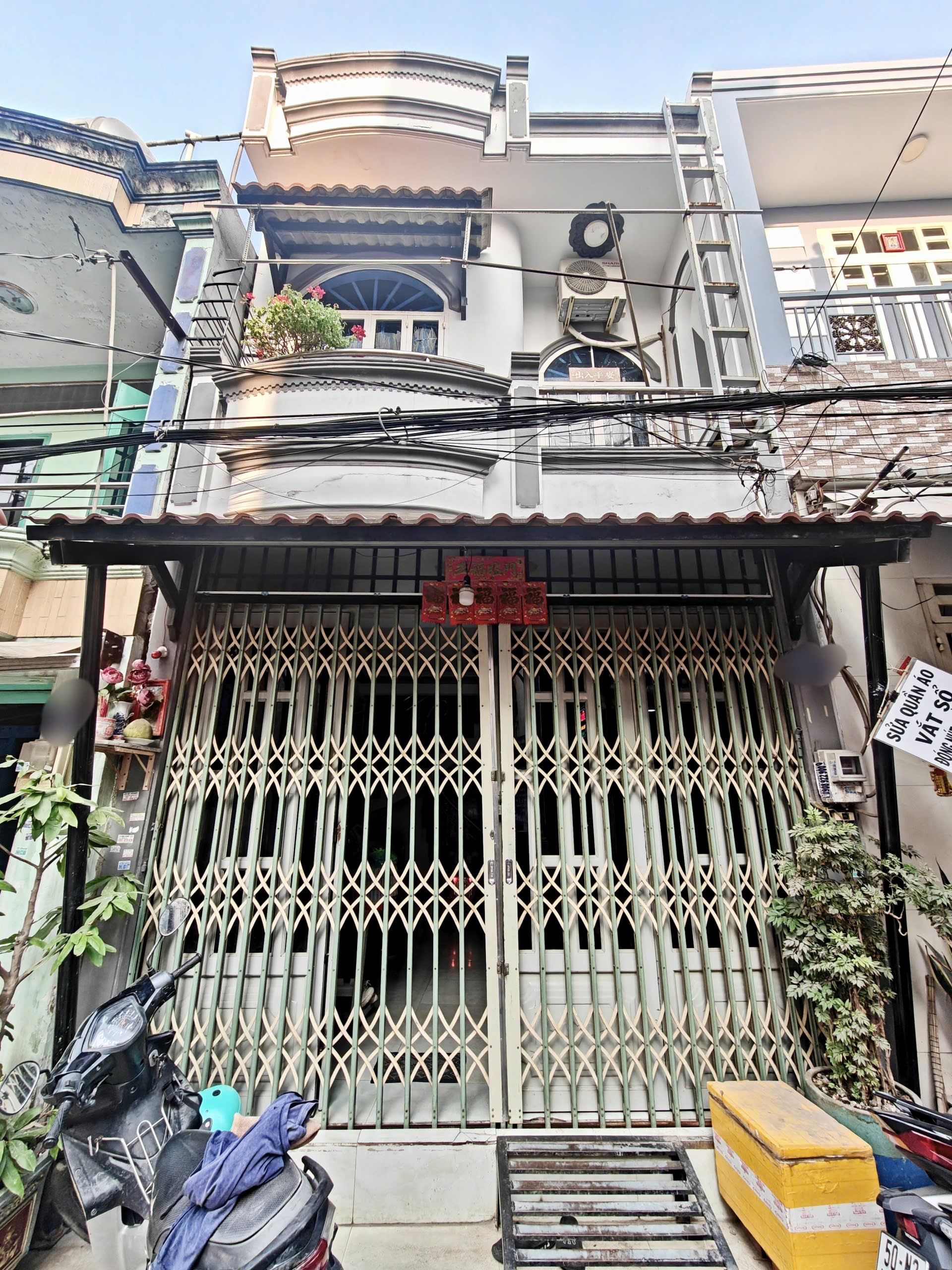 Bán Nhà Hẻm 330 Chiến Lược