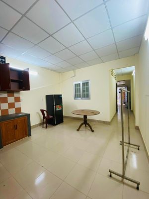 nhà bán gần ngã tư bốn xã