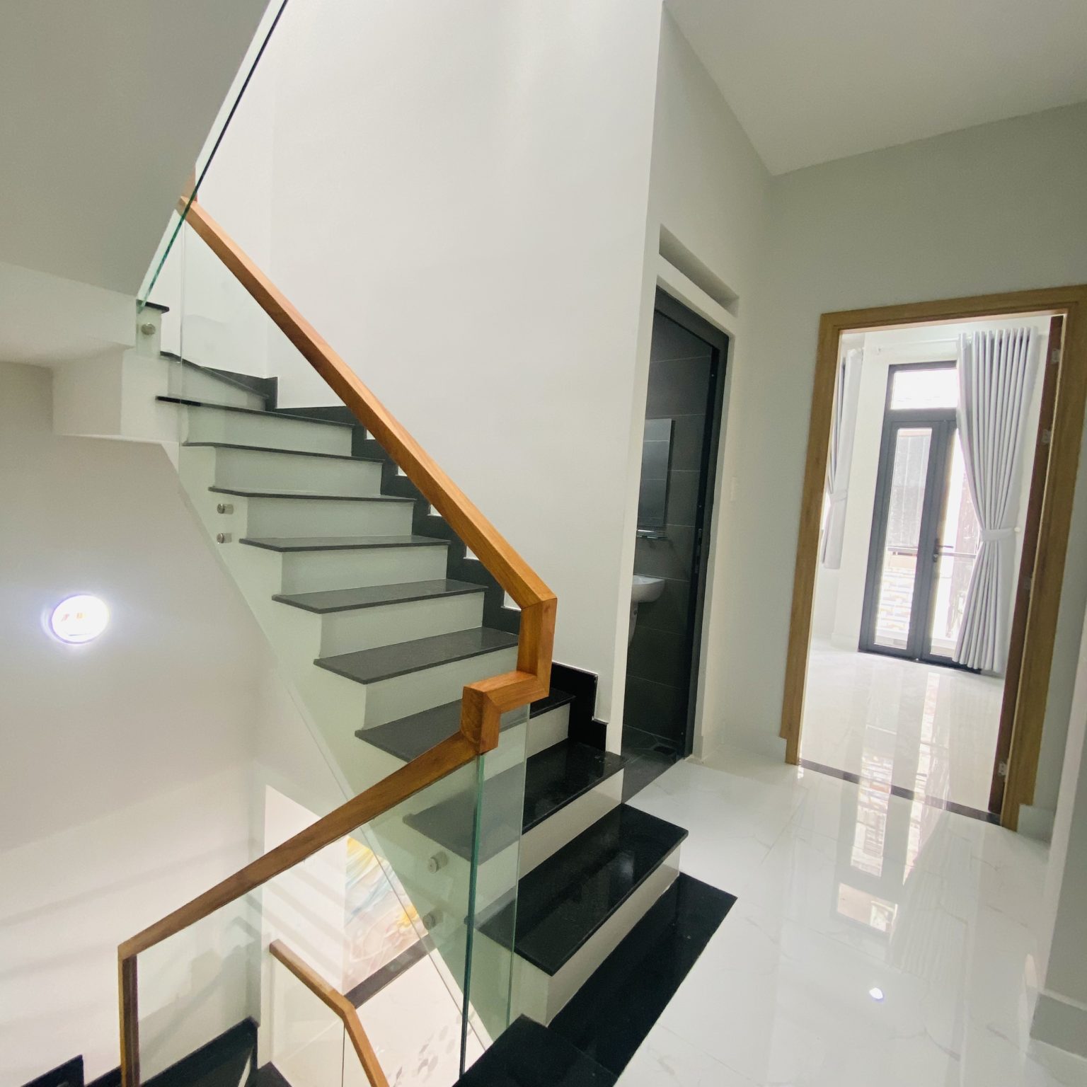 nhà bán đường tây lân