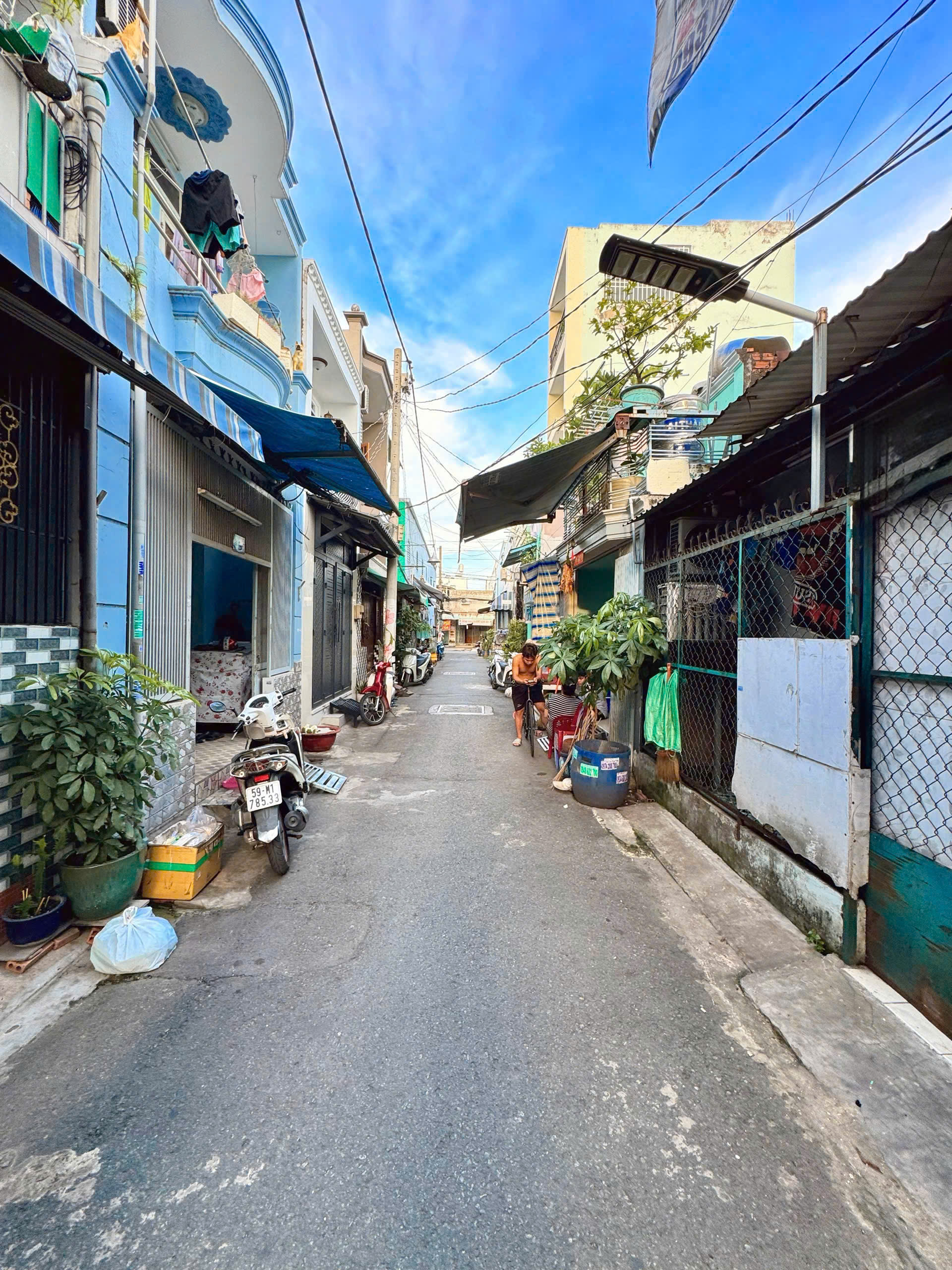 Bán Nhà Hẻm 130 Lê Đình Cẩn