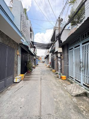 Bán Nhà Hẻm 82 Đường Số 18B