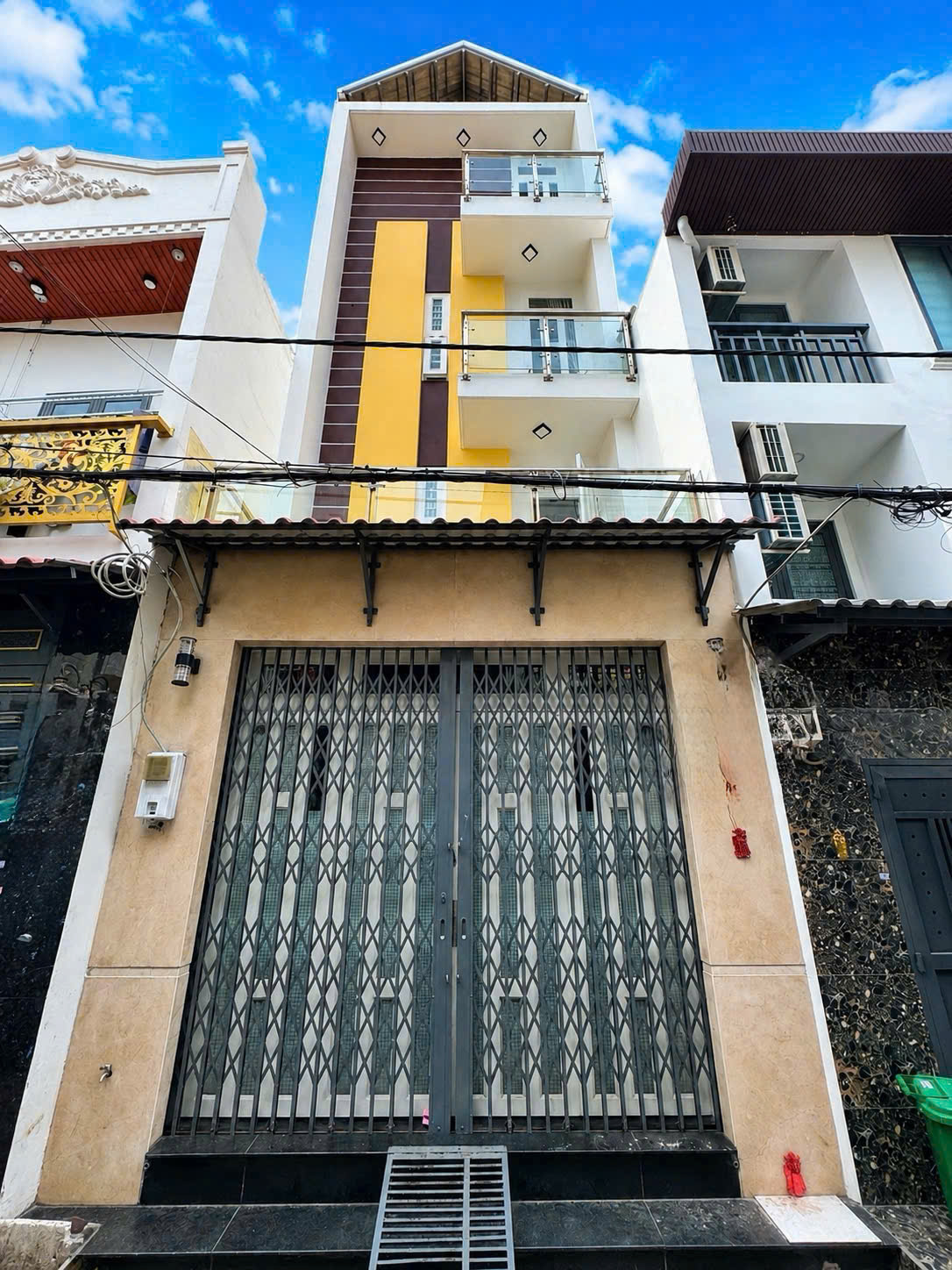 Bán nhà hẻm 38 đường số 18B